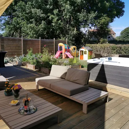 Prázdninový dům Le Pavillon De L'herboriste 14p Jacuzzi Jardin Tintigny