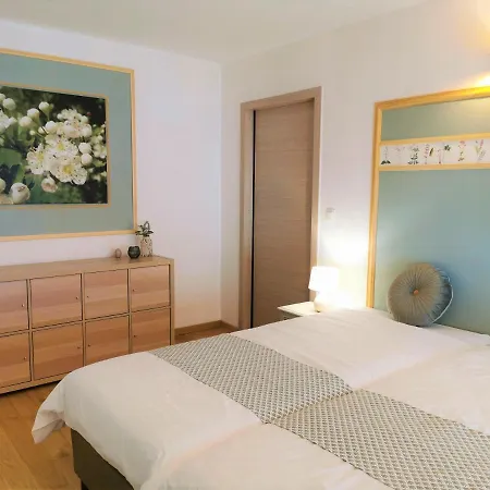 Prázdninový dům Le Pavillon De L'herboriste 14p Jacuzzi Jardin Tintigny