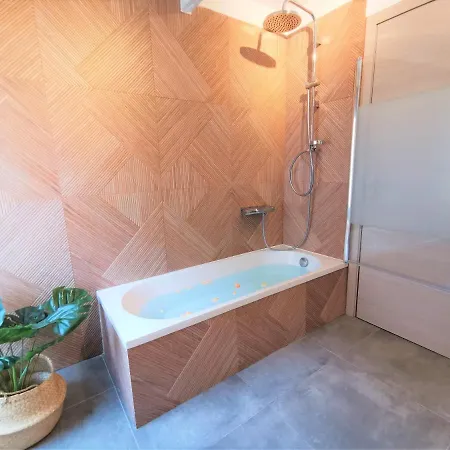 Le Pavillon De L'herboriste 14p Jacuzzi Jardin Prázdninový dům Tintigny